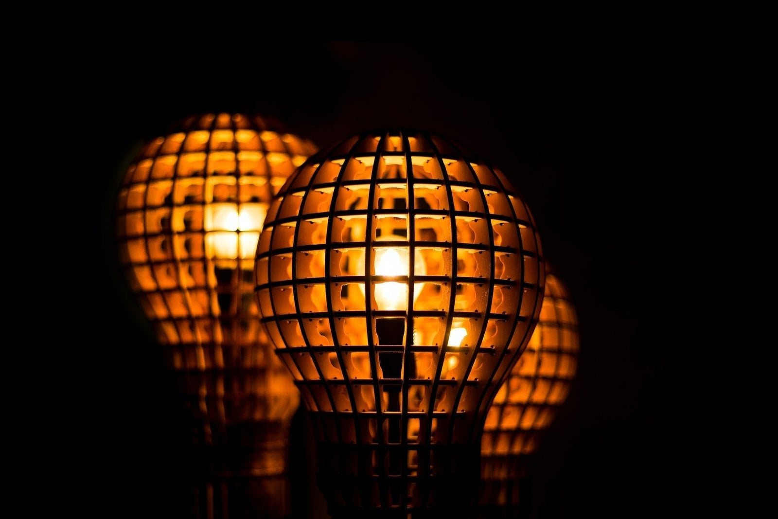 Do I Need a Special Dimmer Switch for LED Light Bulbs? - LiquidLEDs™