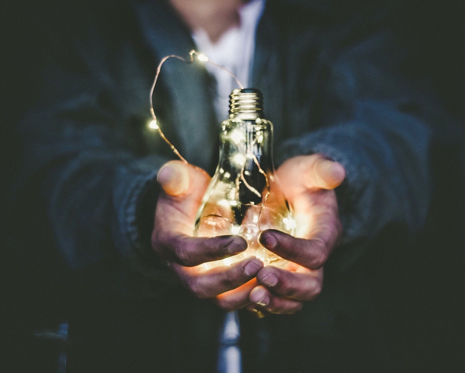 The Homeowner’s Guide to Buying LED Bulbs - LiquidLEDs™