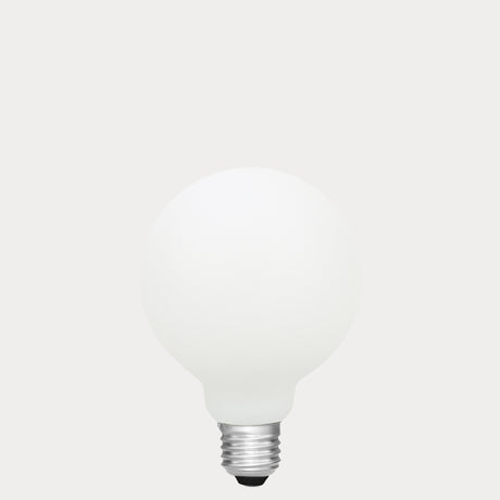 A classic spherical G95 LED Globe E27 Porcelain in Soft White